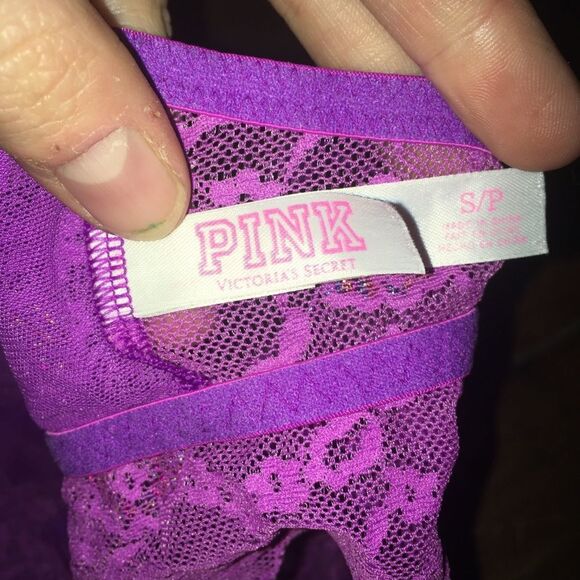Victoria’s Secret S purple lace wireless bralette - Picture 3 of 3